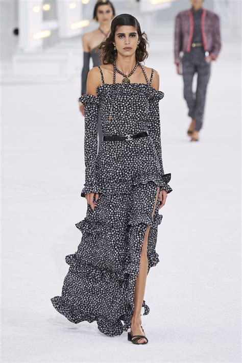 chanel spring 2021 runway|chanel spring 2021.